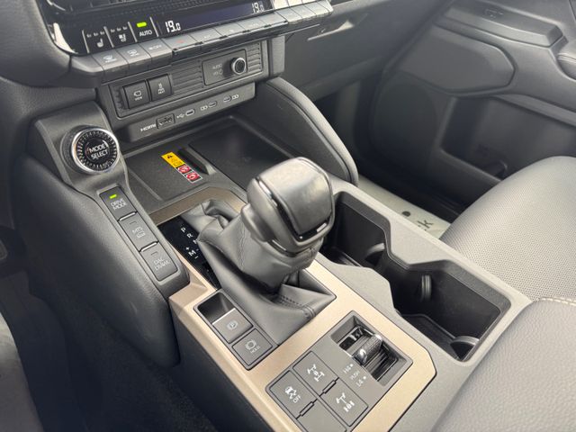 Toyota Land Cruiser  2.8 D-4D 4WD Executive *SOFORT*