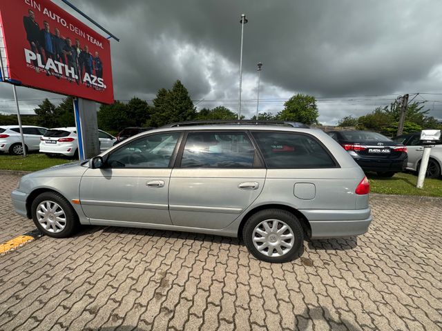 Toyota Avensis  1.8 Linea Sol