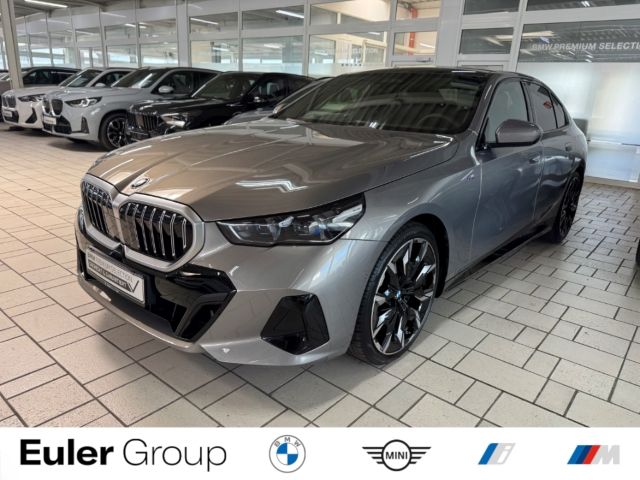 BMW 540 d xDrive M Sport 21'' Pano StHzg B&W Klima-S foto 1