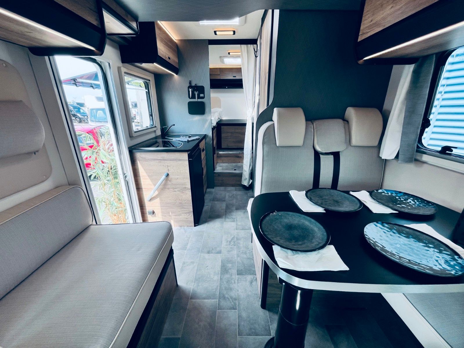 Fahrzeugabbildung XGO Dynamic 98 Plus  - Modell 2026