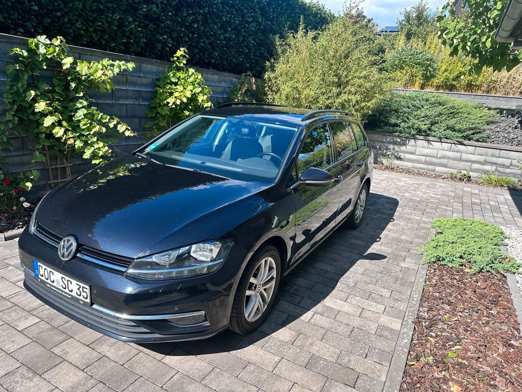 Image of Volkswagen Golf