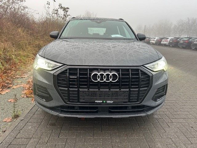 Image of Audi Q3