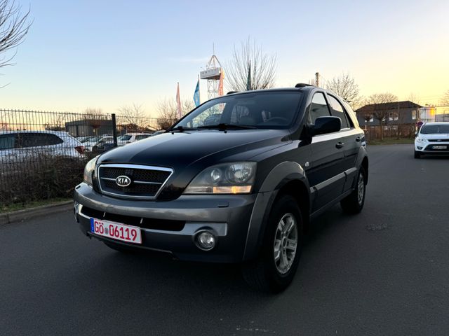 Kia Sorento 2.4 16VEX TÜV NEU 4x4 AHK8Fach bereift