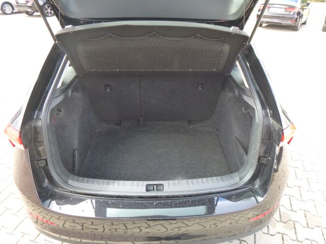 Fahrzeugabbildung Skoda Scala 1,0 TSI Lim >NAVI/PDC/SHZ/SmartLink