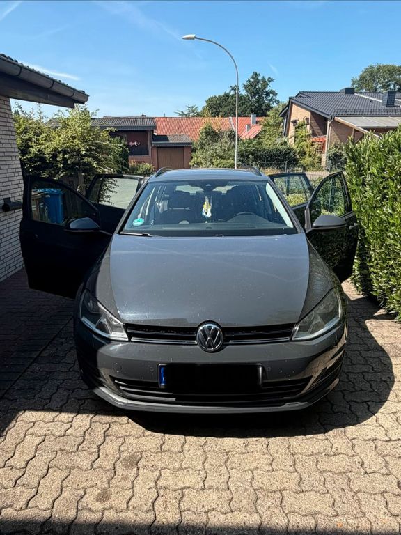 Image of Volkswagen Golf