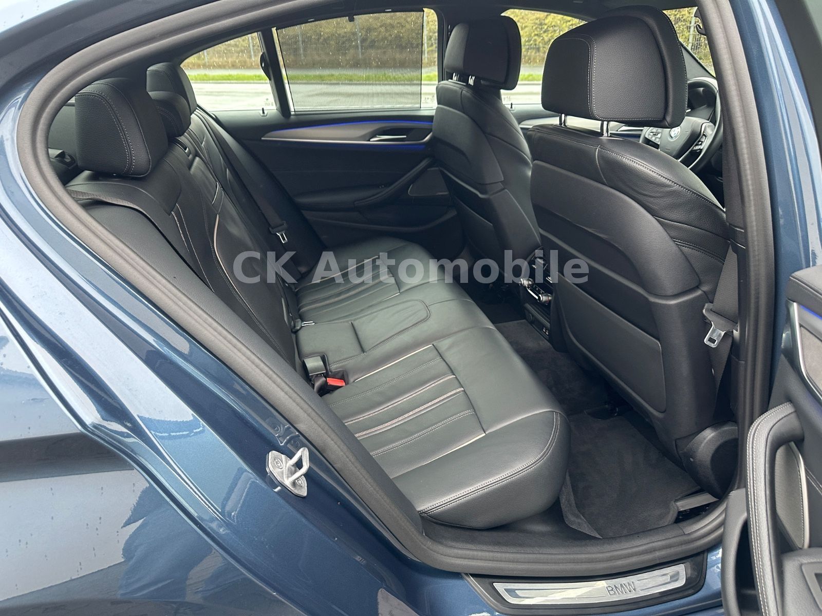 Fahrzeugabbildung BMW 530d Lim./Navi/Head-Up/Laser/Leder/Kamera