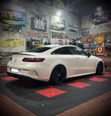 Mercedes-Benz E 220 d 4MATIC Autom. - - Mercedes-Benz E 220 in Herne