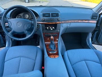 Mercedes E 350 - 11