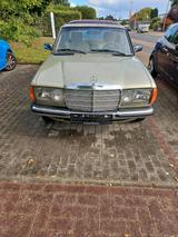 Mercedes-Benz Mercedes w123 230e H-Kennzeichen - Mercedes-Benz 230 in Bremen