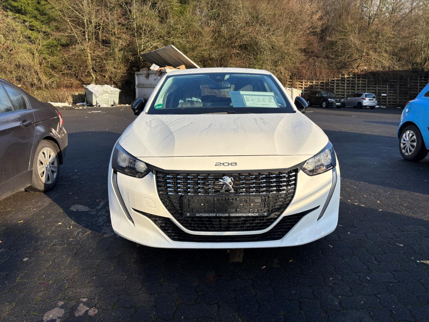 Peugeot 208 HDi100 Allure Sitzheizung NAVI DAB ALUFELGEN