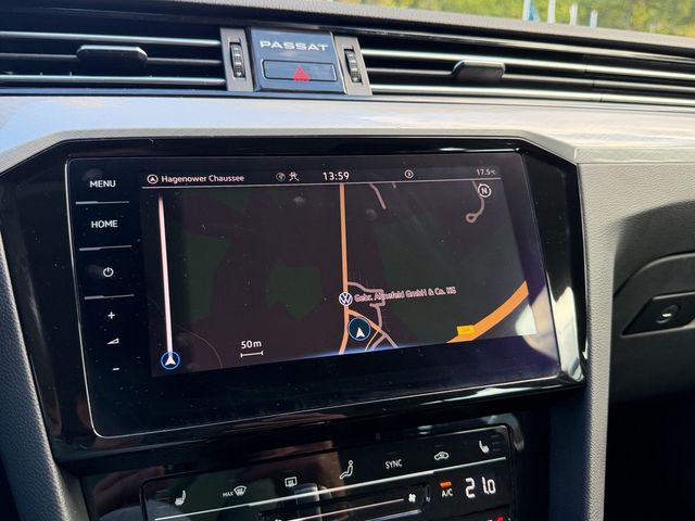 Passat Variant 2.0 TDI Business DSG FACEL. LED