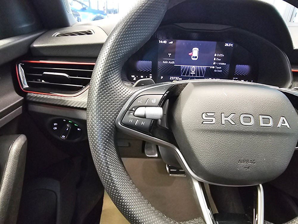 Skoda Scala Monte Carlo Pano-Dach Climatr Kamera SHZ foto 19