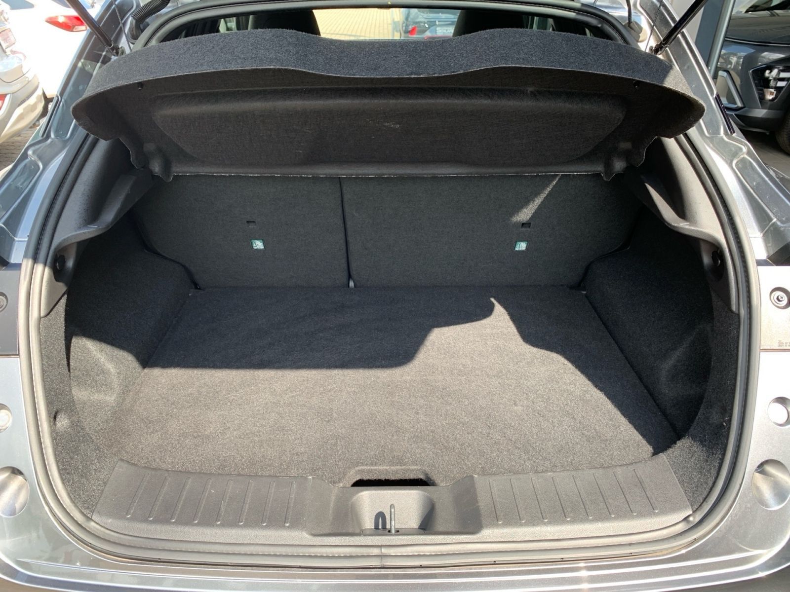 Fahrzeugabbildung Nissan Juke 1.0 DIG-T N-Connecta Navi Kamera