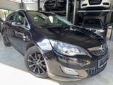 Opel Astra J Sports Tourer Innovation OPC Line Xenon - Opel Astra aus 2011: Opc