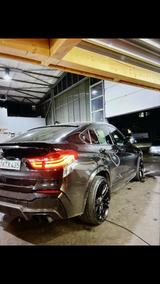 BMW X4 M - schwarze BMW X4 M