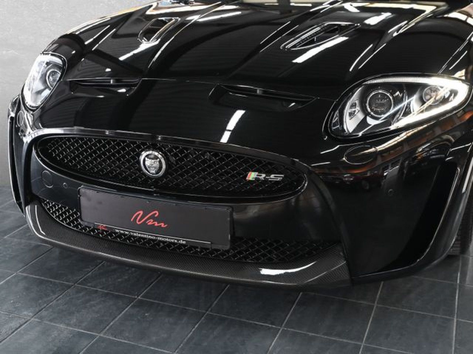 Fahrzeugabbildung Jaguar XKR - S Cabrio - Bi-Xenon | Kamera | neuwertig!