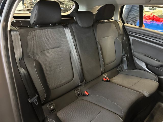 Renault Megane IV Grandtour Play *Navi*AHK*Sitzheiz.*