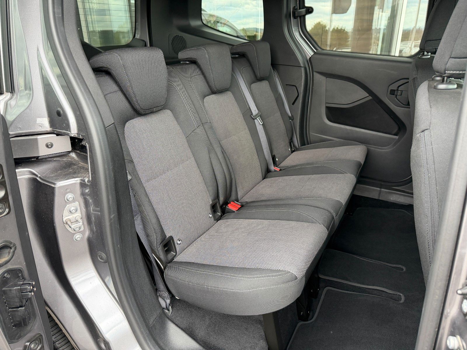 Fahrzeugabbildung Mercedes-Benz Citan 112 CDI Tourer Pro Kamera LED MBUX