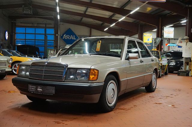 Mercedes-Benz 190 2.3 W201 *OLDTIMER*RESTAURIERT*TOP*GARANTIE*