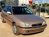 Opel Astra 1.6 Aus 1Hand TÜV NEU SERVICE NEU - Opel aus 1997