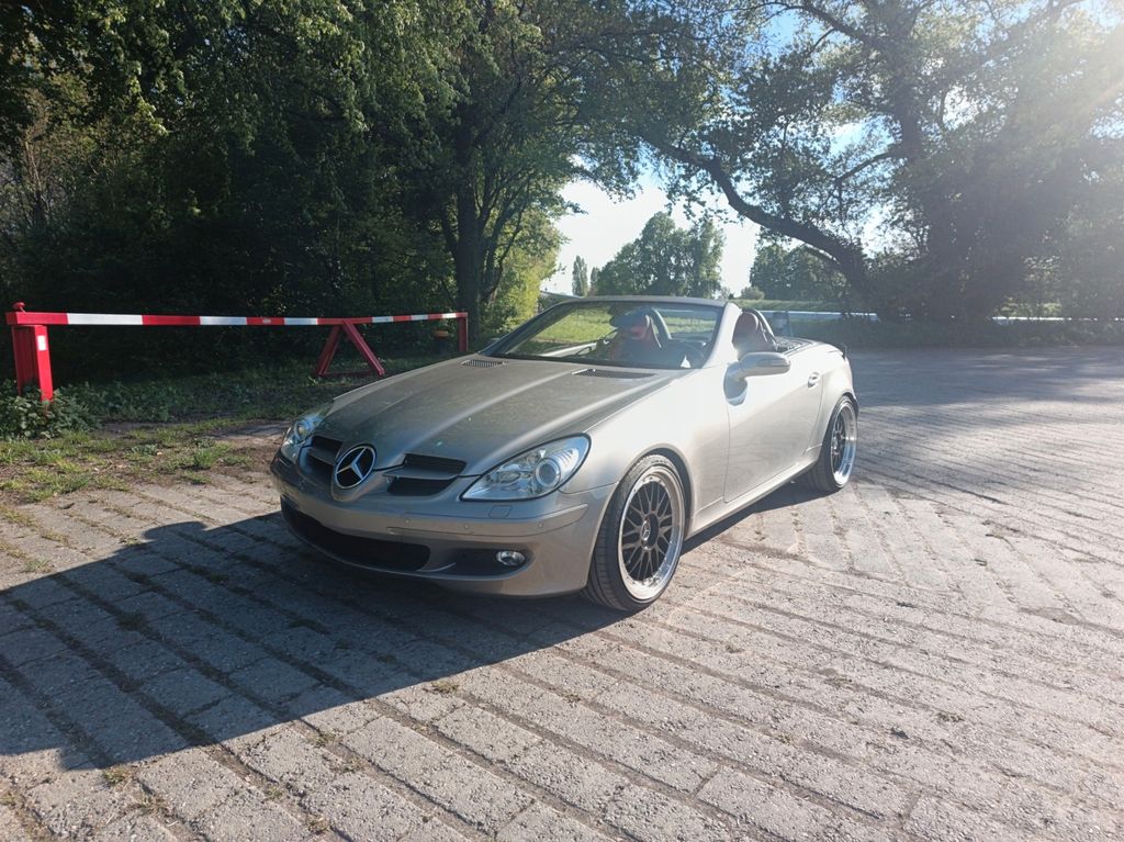 Mercedes-Benz SLK 280