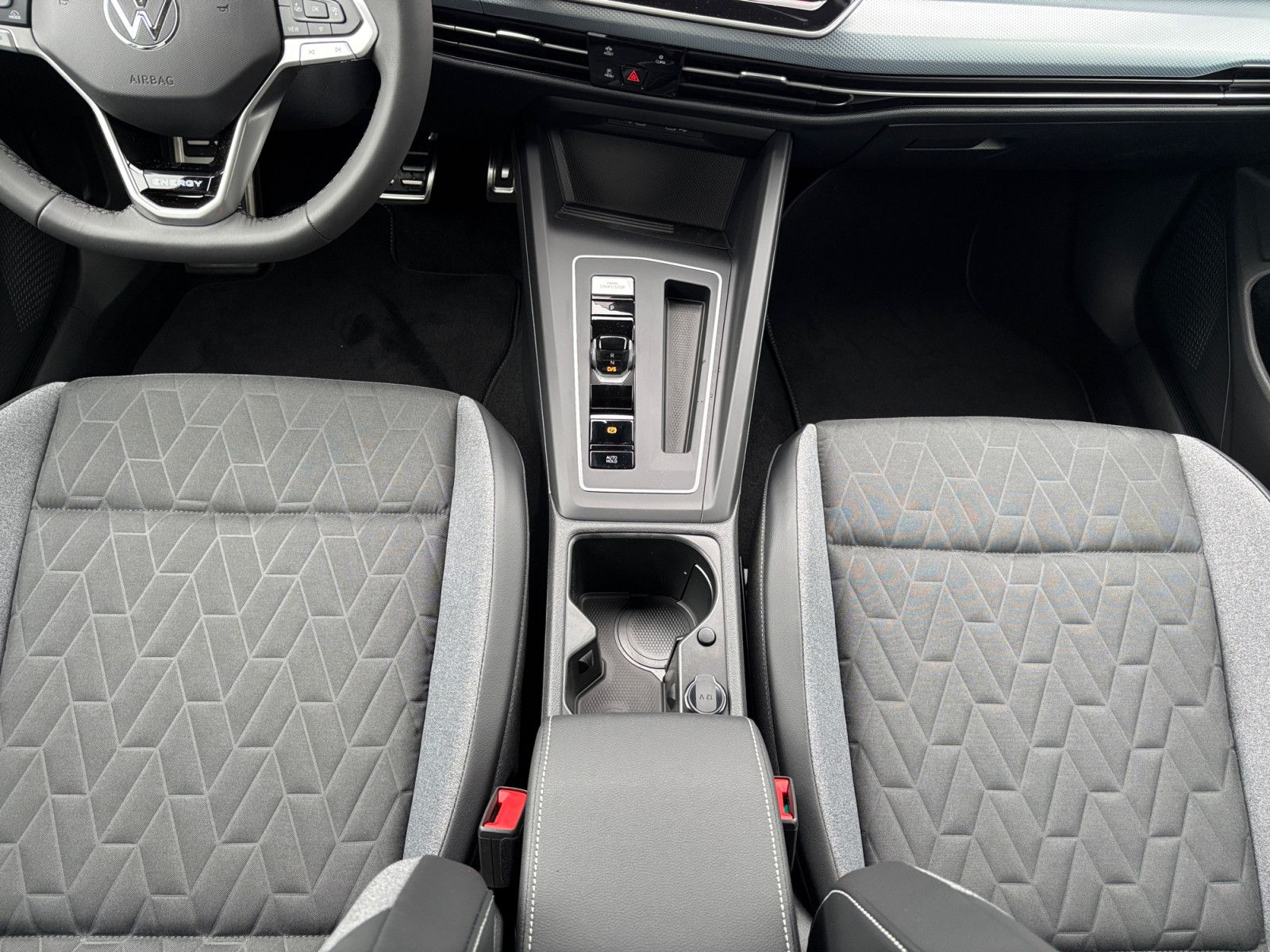 Volkswagen Golf Life 1,5l eTSI OPF 85kW (116 PS) 7-Gang-DSG foto 8