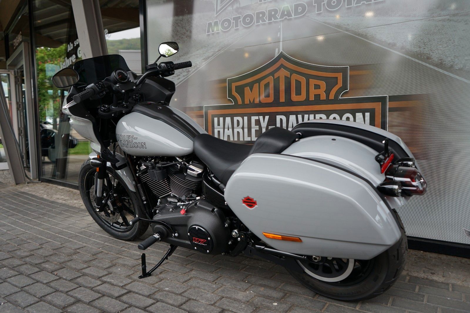 Fahrzeugabbildung Harley-Davidson Low Rider ST FXLRS 2025 117cui High Output Motor