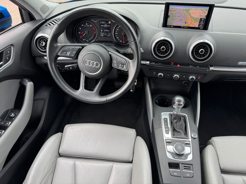 Audi A3 2.0 TFSI S tronic quattro,1Hand,ACC,RFK,Leder