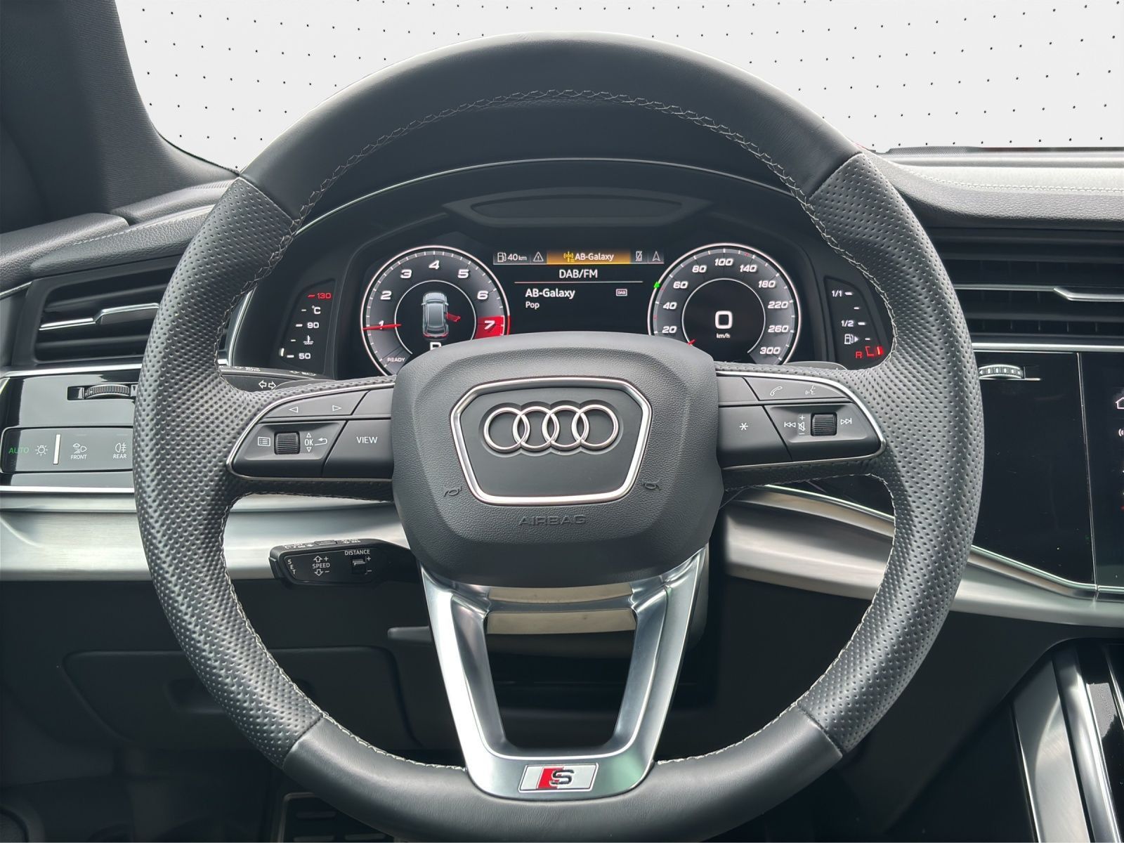 Audi SQ8 - Bild 8