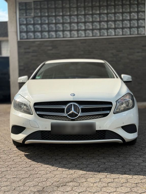 Image of Mercedes-Benz A 200