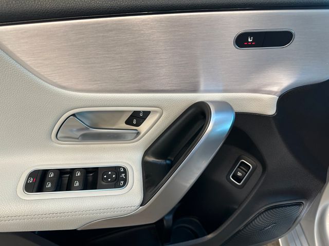 Mercedes-Benz A 250 A Limousine *AMG-LINE*NAVI*LED*KAM*