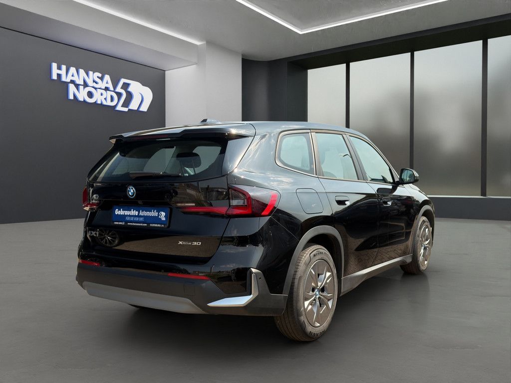 BMW iX1 xDrive30 ELEKTRO LED NAVI HUD 360° PDC 17 foto 5