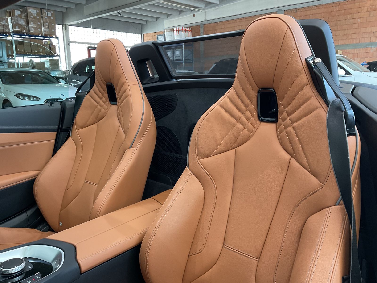 Fahrzeugeinzelansicht 11 Fahrzeugabbildung BMW Z4 sDrive20i |Windschutz |M Sportpaket |Harman K