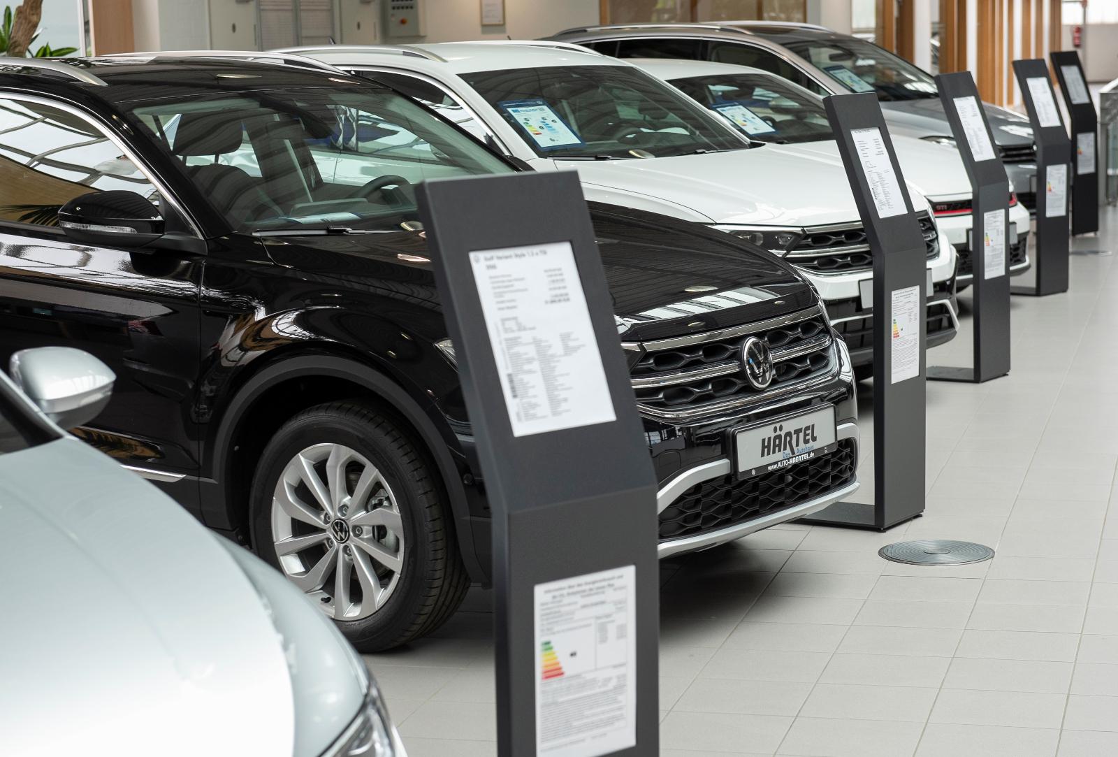 showroom-image-bottom
