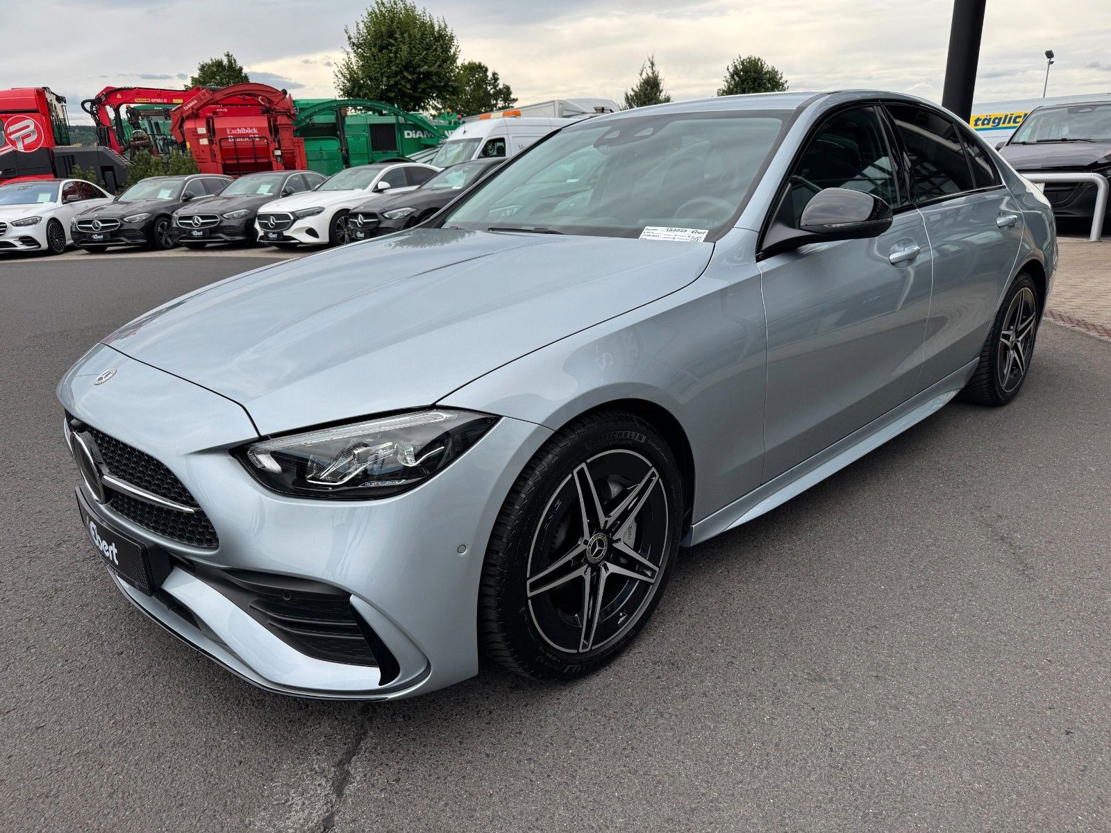 Fahrzeugabbildung Mercedes-Benz C 220 d AMG Distr+Burm+S-Dach+Ambiente