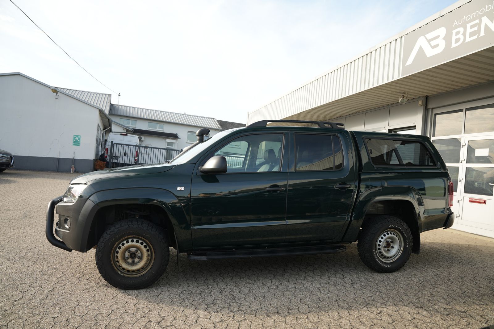 Fahrzeugabbildung Volkswagen Amarok DoubleCab/NAVI/KAMERA/AUTOM/LEDER
