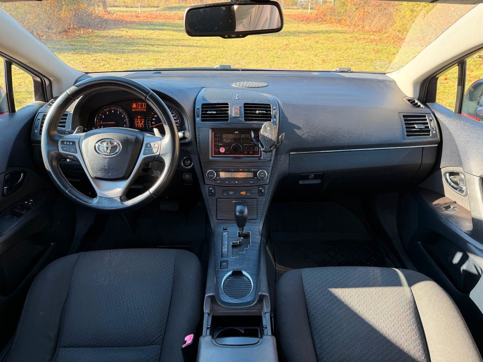 Fahrzeugabbildung Toyota Avensis 2.0 Executive AT *Allwetter*Stzhzg*PDC*