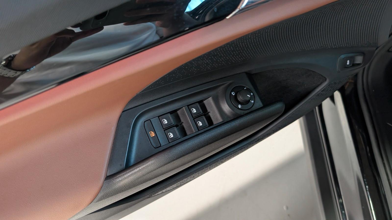 Skoda Enyaq 80 ecoSuite PANO*AHK*HUD*MEMOR*W-PUMPE*21"