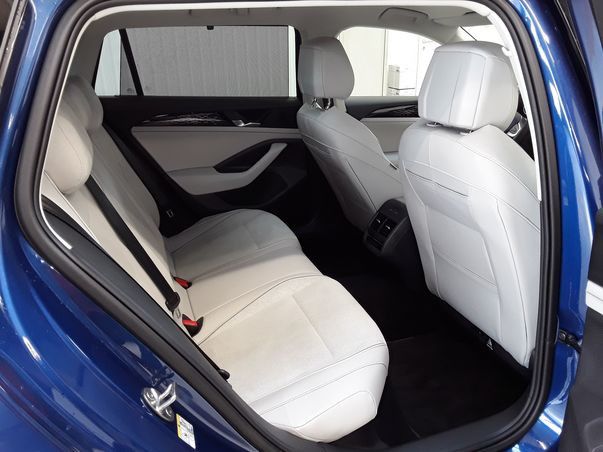 Volkswagen Passat - Bild 7