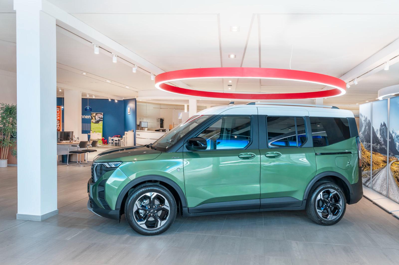 showroom-image-top