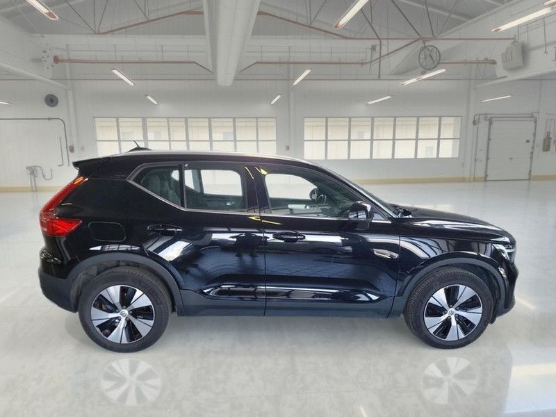 Volvo VOLVO XC40 T4 RECHARGE PLUG-IN AUTO CORE SUV imagem 3