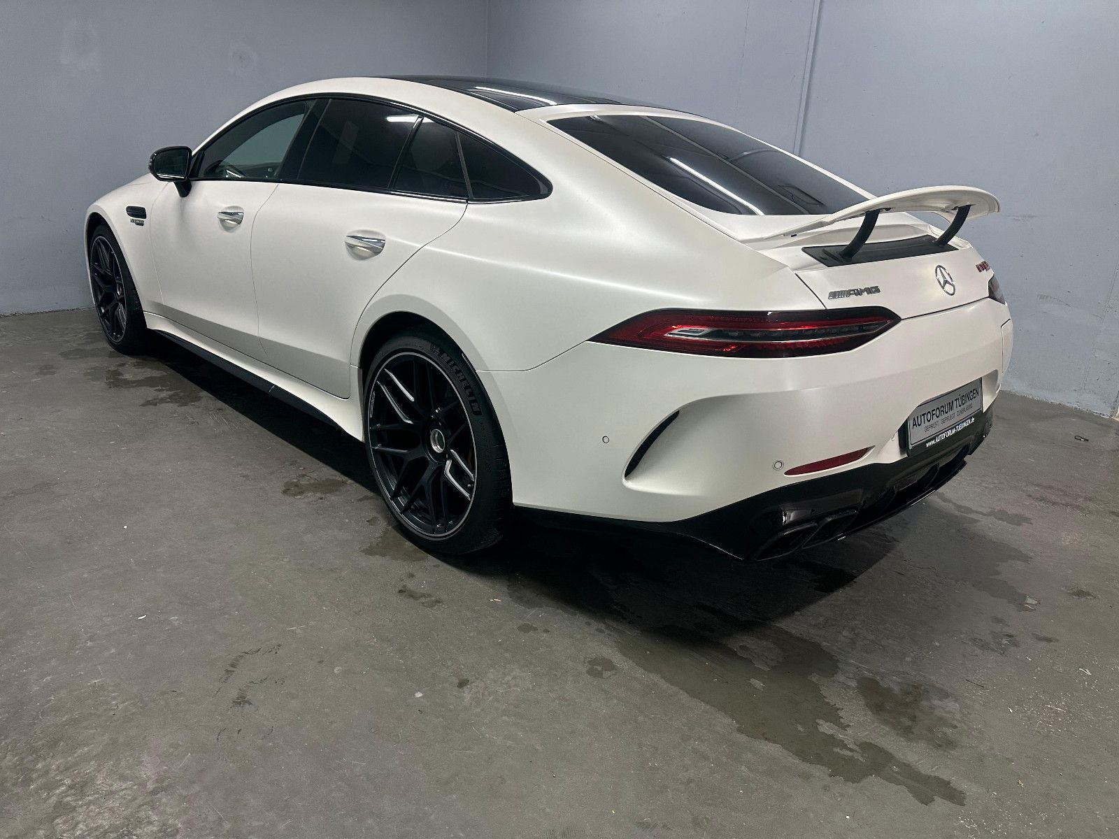 Fahrzeugabbildung Mercedes-Benz GT 63 S E PERFORMANCE 4M *KERAMIK*PERFORM.-SITZE