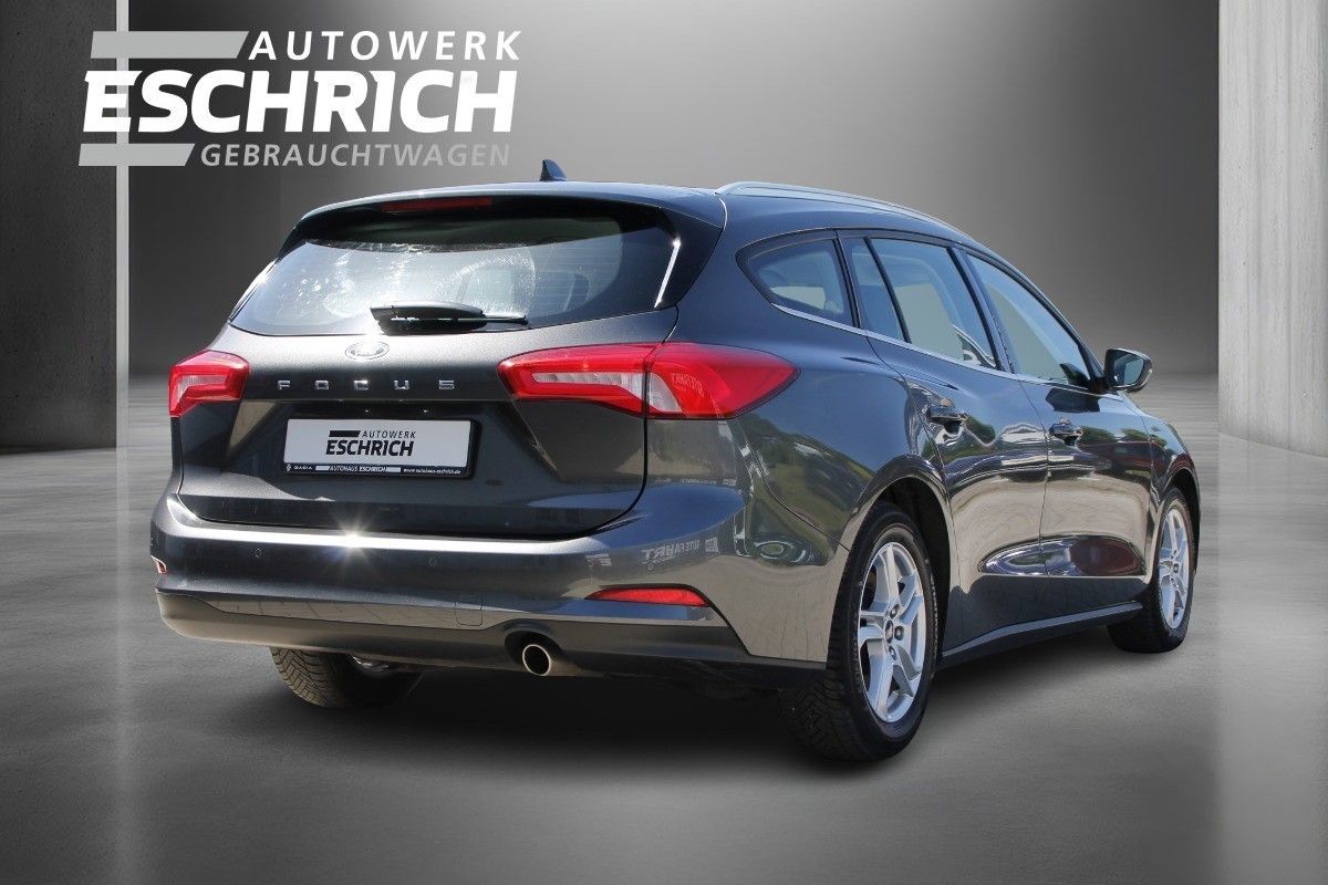 Fahrzeugabbildung Ford Focus Turnier SZH, PDC, TOP Zustand