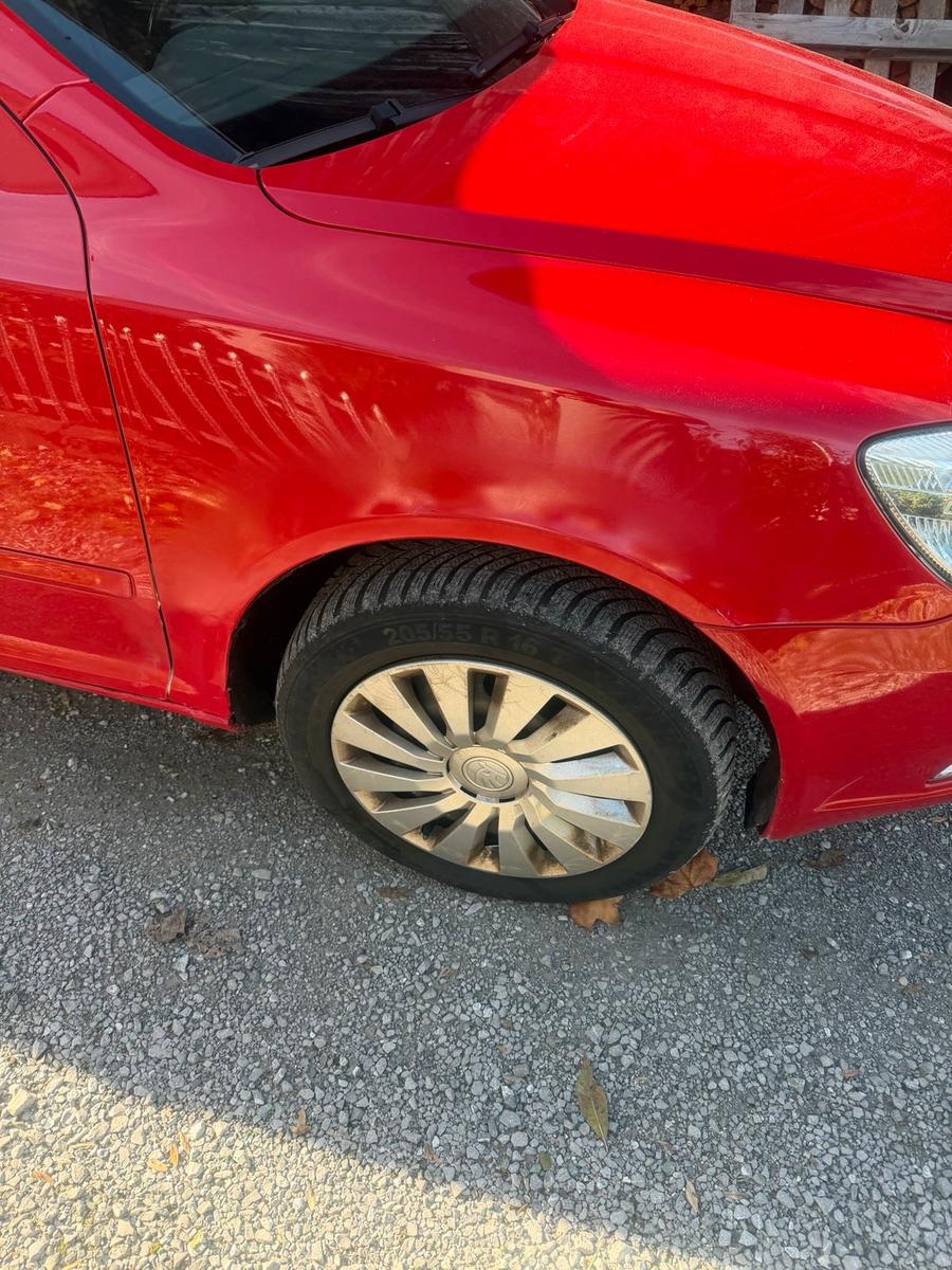 Volkswagen Polo 2010 — photo 12