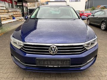 Volkswagen Passat Variant - 2