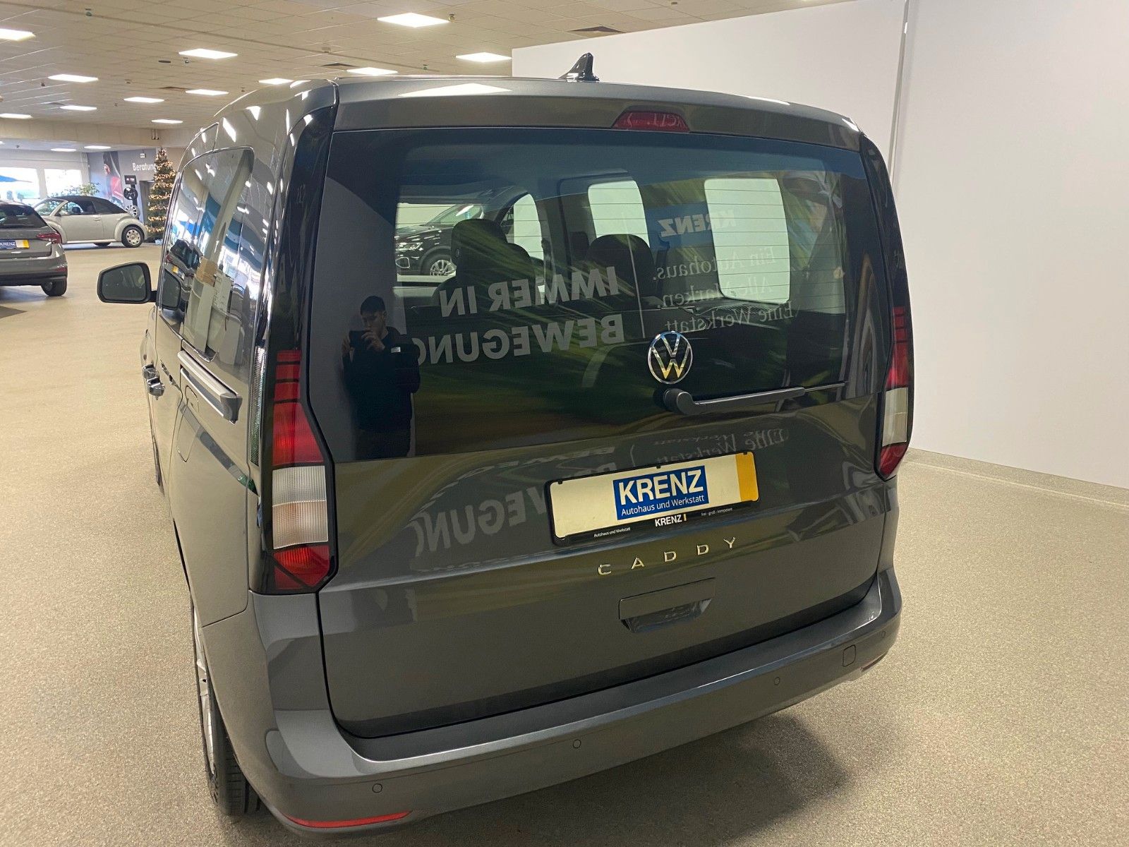 Fahrzeugabbildung Volkswagen Caddy 1.5 TSI Caddy+ACC+AHK+2x Schiebetür+1xHeck