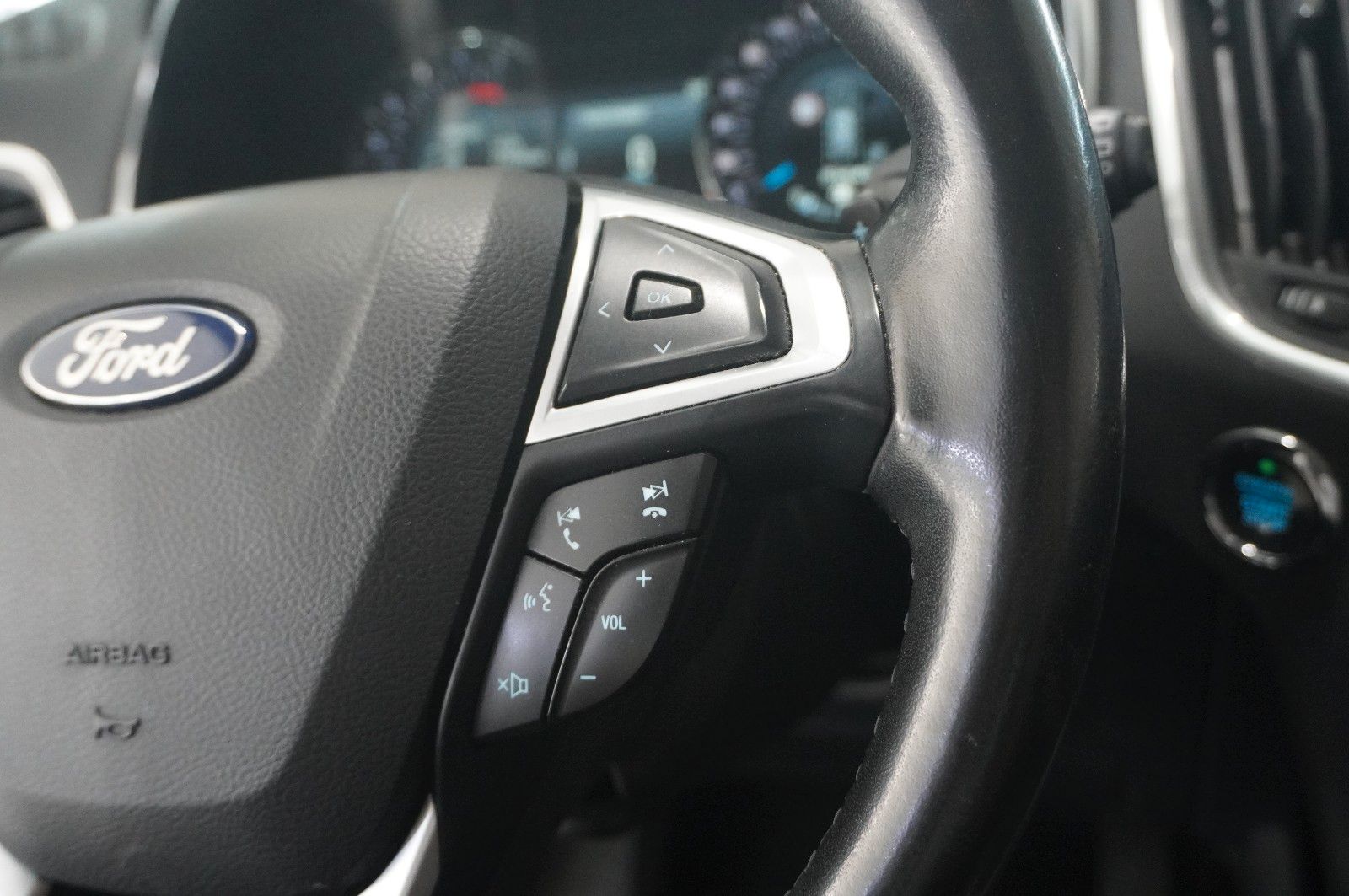 Fahrzeugabbildung Ford S-Max 2.0D TITANIUM NAVI/SHZ/KAMERA/SPORT/AHK