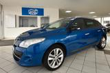 Renault Megane III SHZ Navi Bluetooth 8x Bereift Bose - Renault Megane in Erfurt