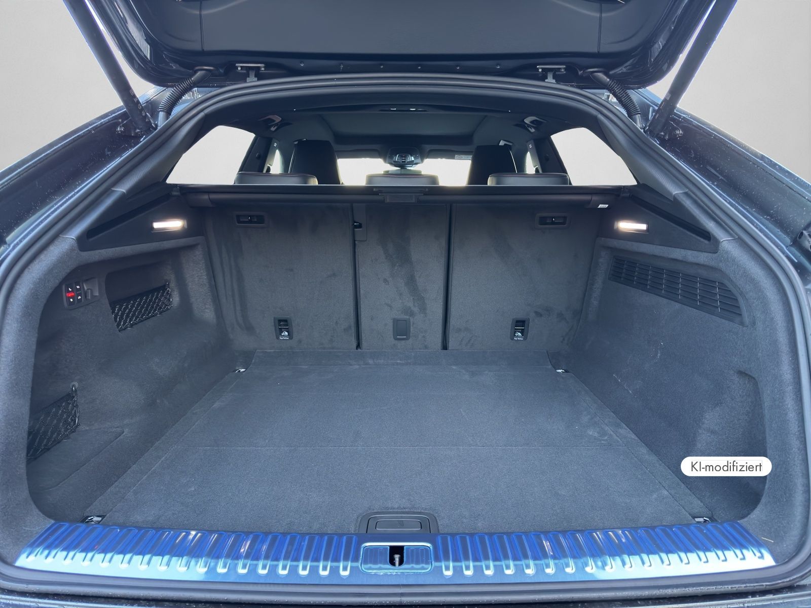Audi SQ8 - Bild 16