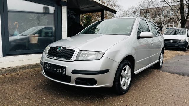 Skoda Fabia Cool Edition Klima/unfallfrei/Scheckheft